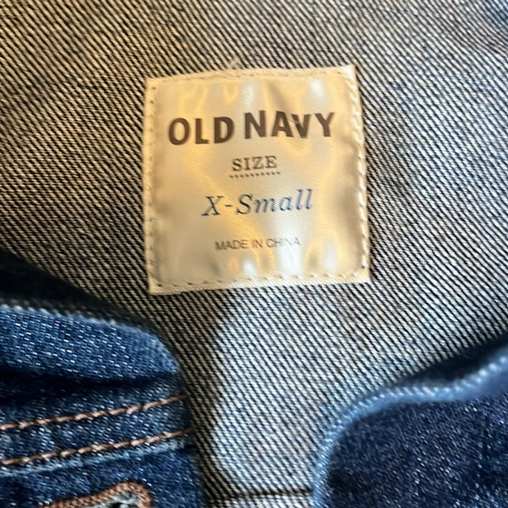 Old Navy Dark Wash Denim Jacket - Picture 3 of 4